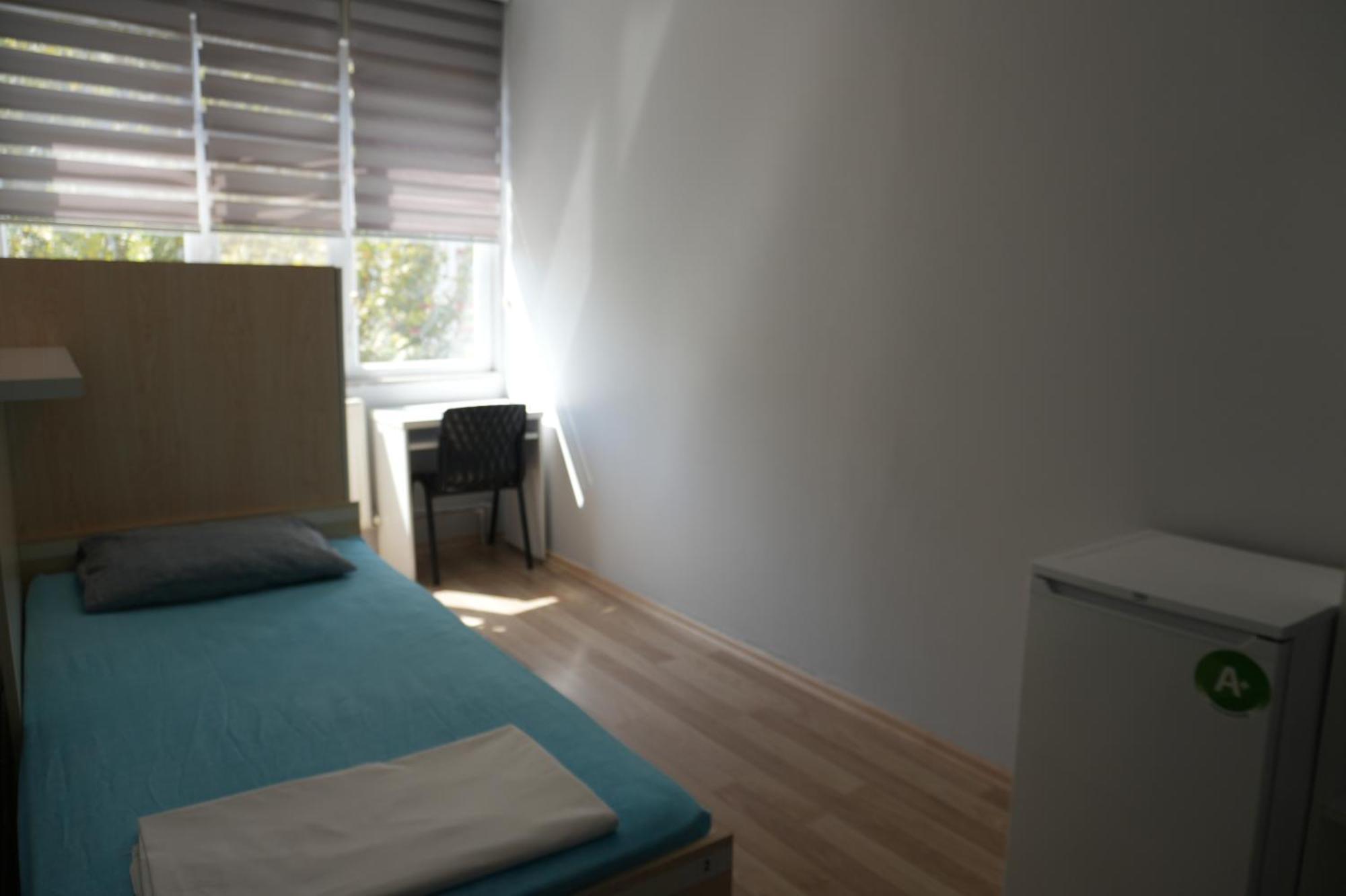 Sabiha Hanim Yurdu Only Male - Istanbul — Photos 2